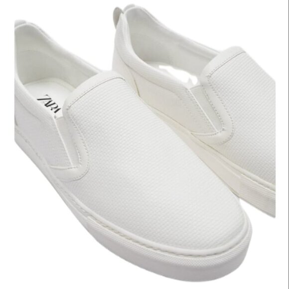 ZARA EMBOSSED LACELESS SNEAKERS SS22 WHITE | 2214/920 - Picture 2 of 6